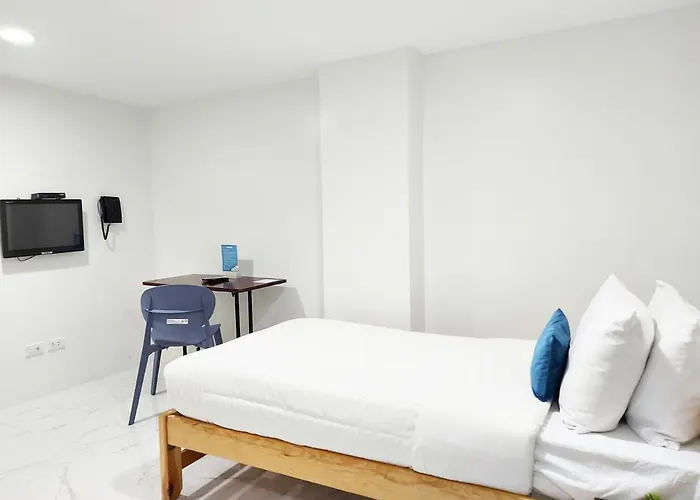 Airobedz Bgc - Near Uptown 3* Manila