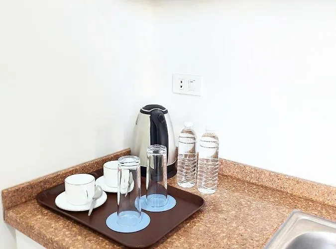 Hotel Airobedz Bgc - Near Uptown
